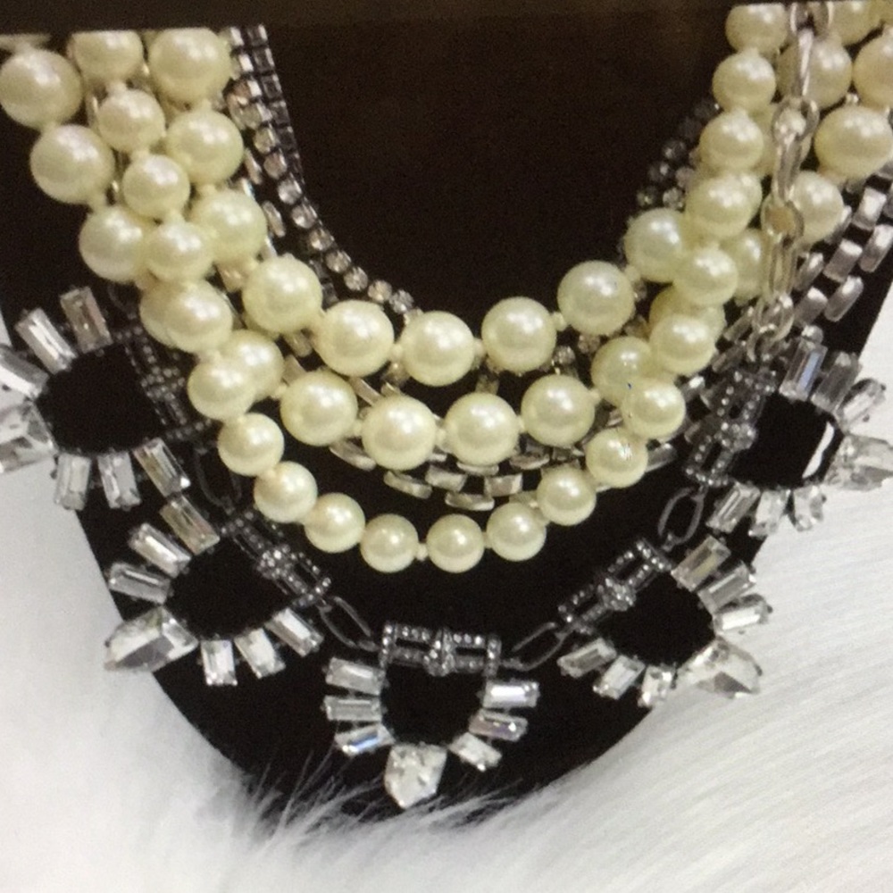 Starlet Pearl Statement Necklace